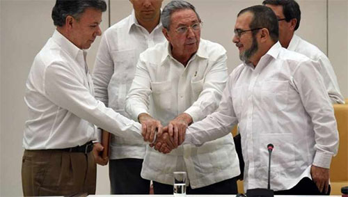 Comienza el alto el fuego del Gobierno colombiano y las FARC Colombia “entierra” la guerra